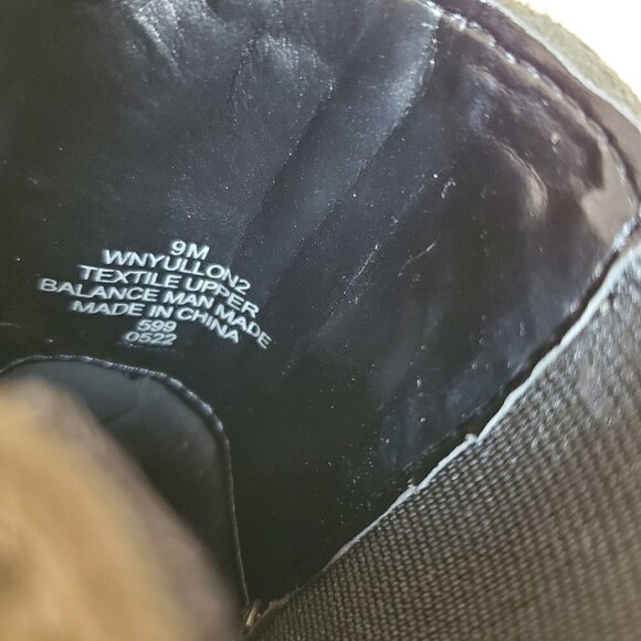 Kenneth Cole Lug Sole Bootie Olive Green Textile Faux Suede Womens Size 9 NWT - Picture 9 of 10